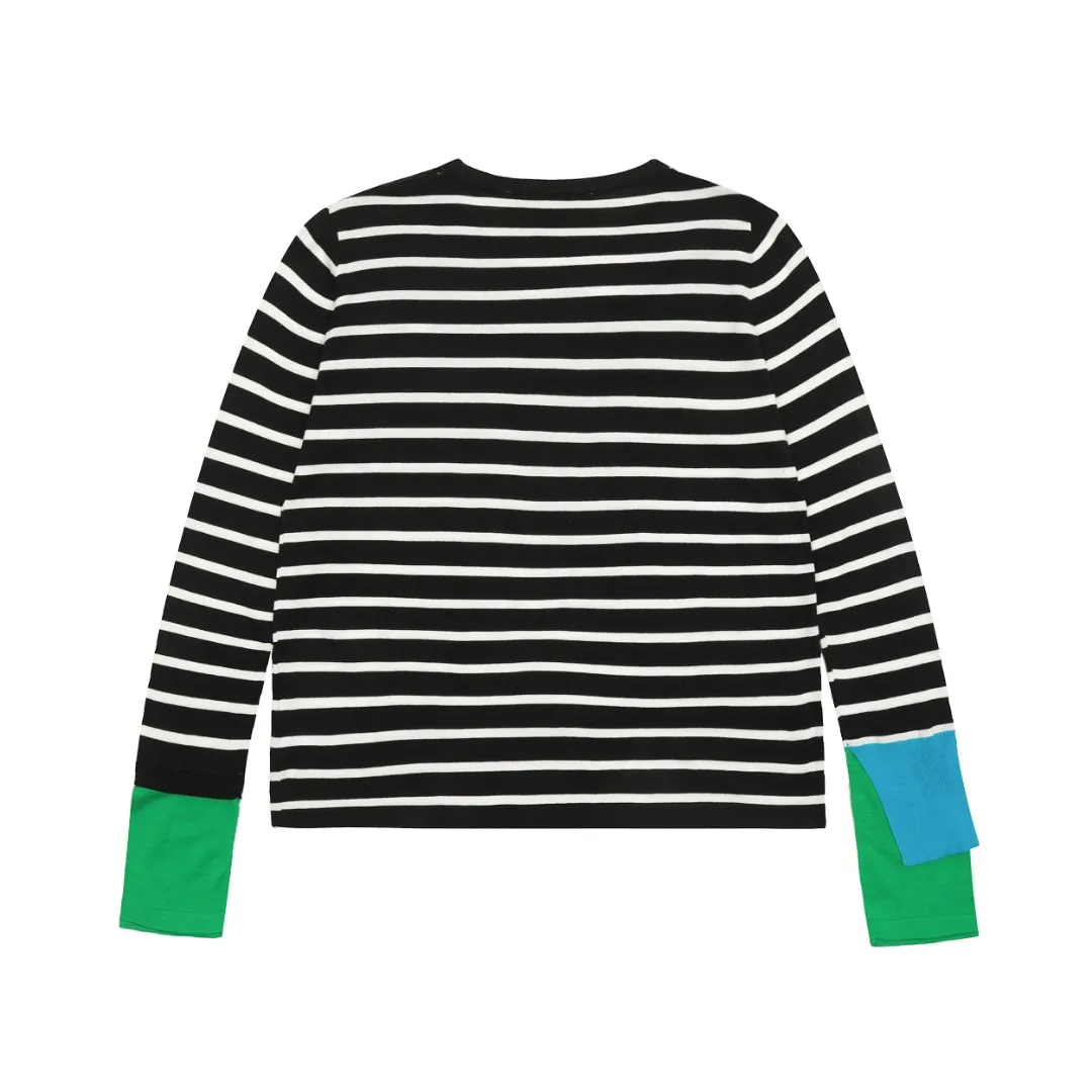 VIVI120S# vivienne west wood West Queen Vivienne Saturn new style thin sweater with striped cuff design Custom woven and dyed Welcome to compare the original version 16-needle German imported woven fabric Real silk-like texture 🧩 100% body wool blend 🧩 Correct Italian 🇮🇹100% wool washed wheat logo 🧩 Purchase the original version and open the real mold 🧩Original purchase records and comparison pictures can be provided. Place your order with confidence. 🧩No color difference in fixed and dyed colors. 🧩Instant sale of all Taobao 300+ versions. The quality of the purchasing agent is full of quality. It is definitely not a copywriter party. It is a real good product. The actual product far exceeds the budget. Size: S -M- L Color: White Black